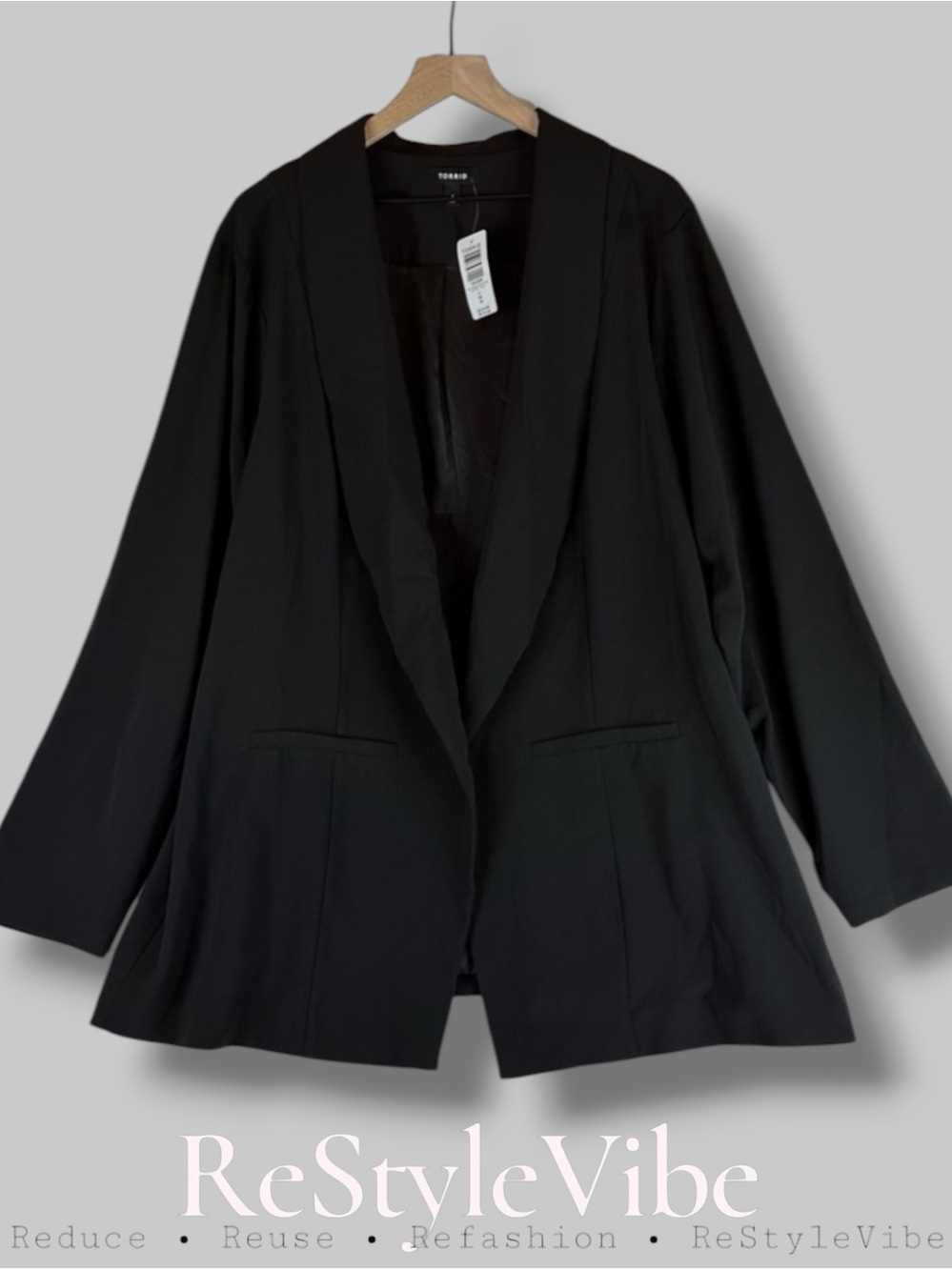 TORRID Women’s Size 4 4X 26 Blazer Longline Style Crepe Lined NWT Black NEW